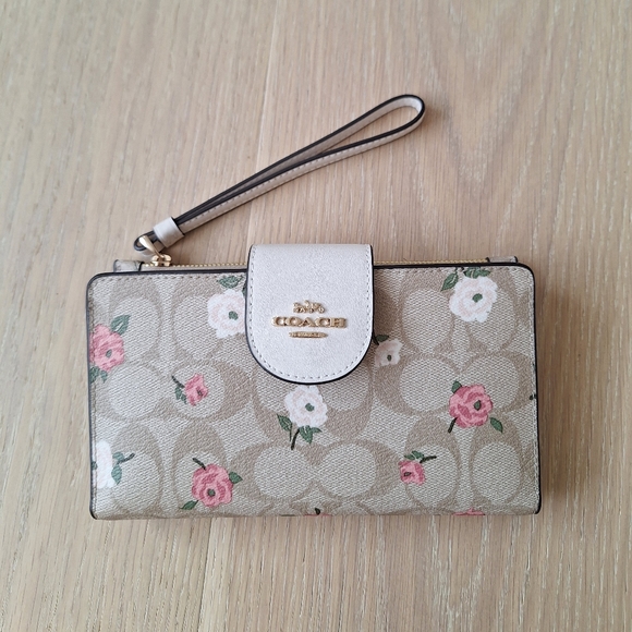 NWT Coach Phone Wallet In Signature Canvas With Floral Print Gold / Light Khaki - Picture 1 of 9